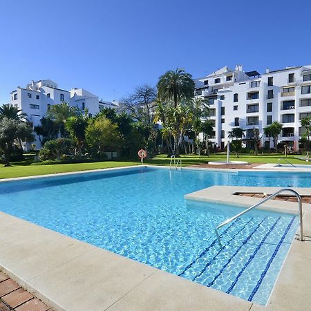 Club Jardines Del Puerto Apartment Marbella Exterior photo